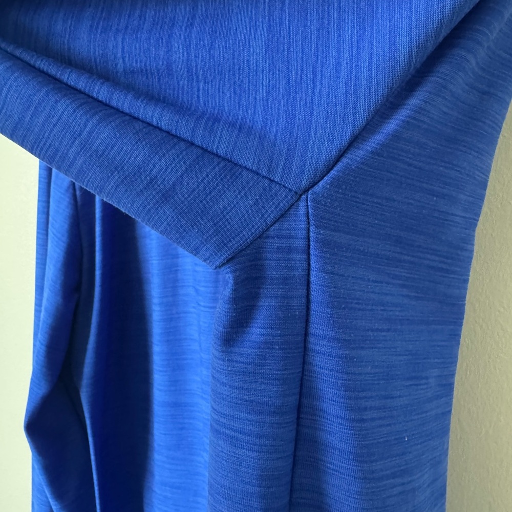 Nike Breathe‎ Dri-Fit Royal Blue Quarter-Zip Top - Picture 3 of 7